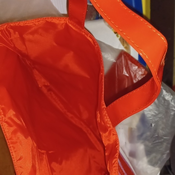 NWOT - Red and White Striped Bag - Picture 4 of 6